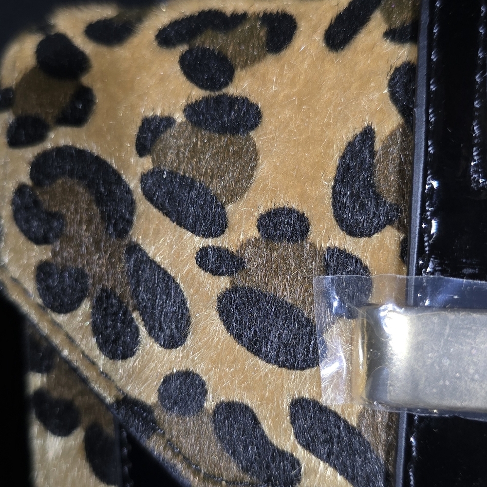 Leopard Print Handbag - Picture 9 of 16